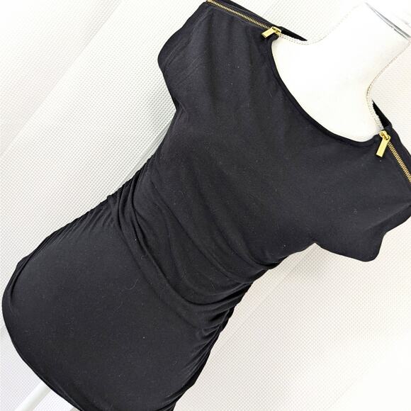 Michael Kors Tops - MICHAEL KORS! BLACK STRETCH JERSEY SHIRRED SIDES, ZIPPER DETAIL TOP, SHIRT! SZ S